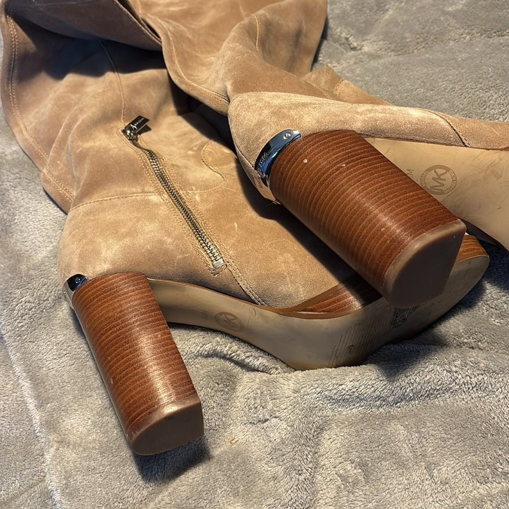 Michael Kors Regina boot - Picture 6 of 7